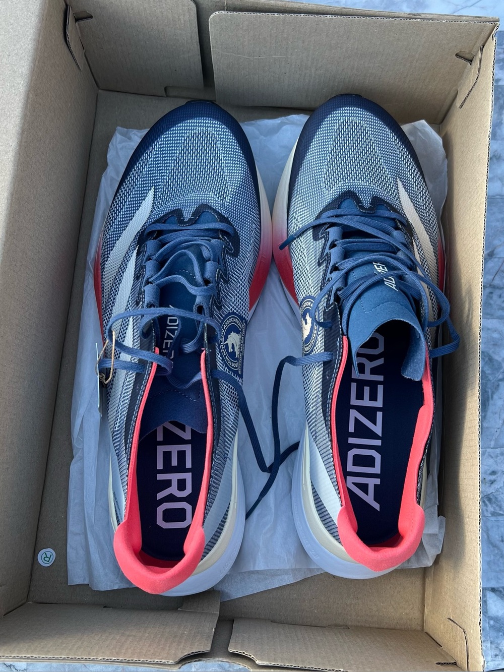 Men's Adidas Adizero Boston 12M "Boston Marathon 2024" Sz 12-NIB in Navy & Coral